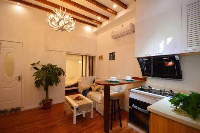 Furnished 2Br with Patio Iapm