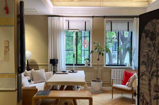 Beautiful green view 2brs near Hengshan Road