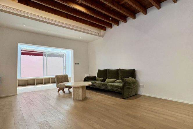 Whole Building · West Nanjing Road | 36,000 RMB/month