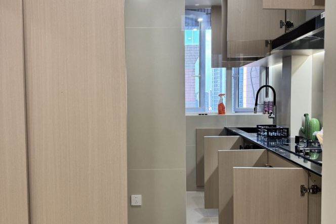 Amazing price 12800 Zhongshan Park Big 1br+walk-in closet / Central ac+floor heating