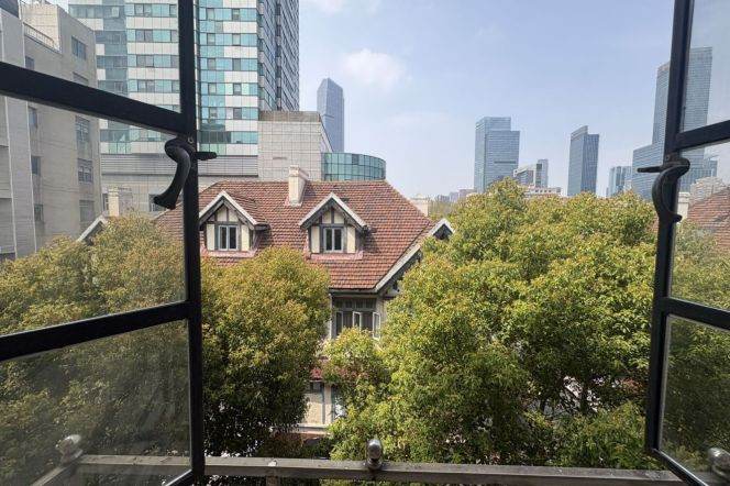 Furnished 2BD w. Heating@Changshu Road Station