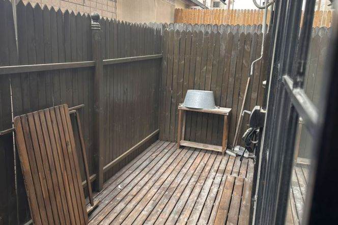 Quite 1br with Private Garden @Wuyuan Road,Line 1/7/10