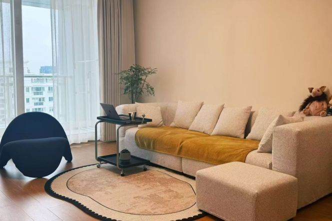 Dapuqiao elevator 1BR with balcony