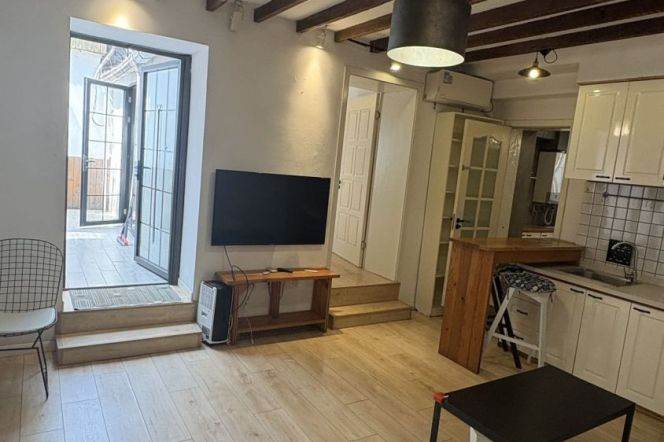 Cozy 1Brm With A Yard Near Line 2/12/13 West Nanjing Road