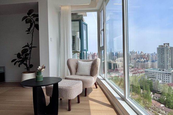  2Bdrs 2baths/170Sqm/Modern&Spacious/L3/4/10 Hongqiao Rd/Open Balcony/Gorgeous View
