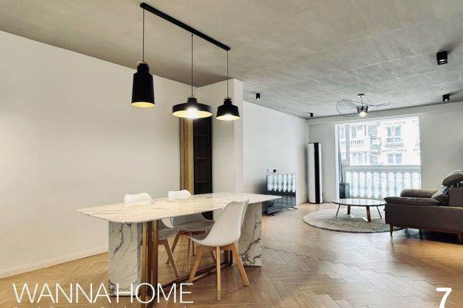 Garden Compound/Zhaojiabang/Elevator/Balcony/Bathtub/Large Storages/Cozy2+1br