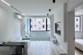 1Bdr 1Bath/Spacious&Modern&Bright /L10 Song Yuan Rd /Hongqiao Rd/Greenery View/stairs