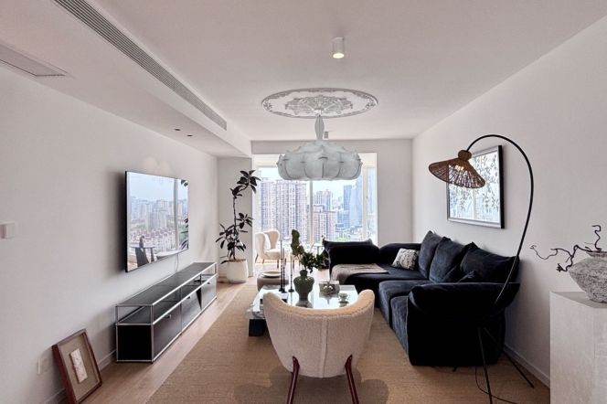  2Bdrs 2baths/170Sqm/Modern&Spacious/L3/4/10 Hongqiao Rd/Open Balcony/Gorgeous View