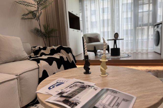 Peaceful Retro-Style 2BR Residence nr Century Park