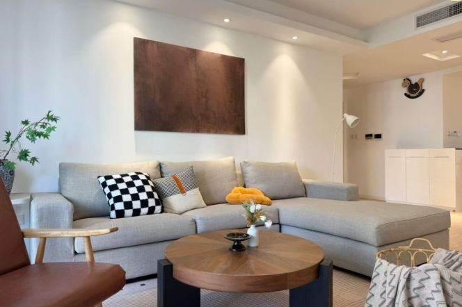 High-end residential community in Putuo District.