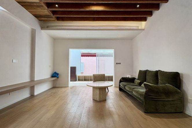 Whole Building · West Nanjing Road | 36,000 RMB/month