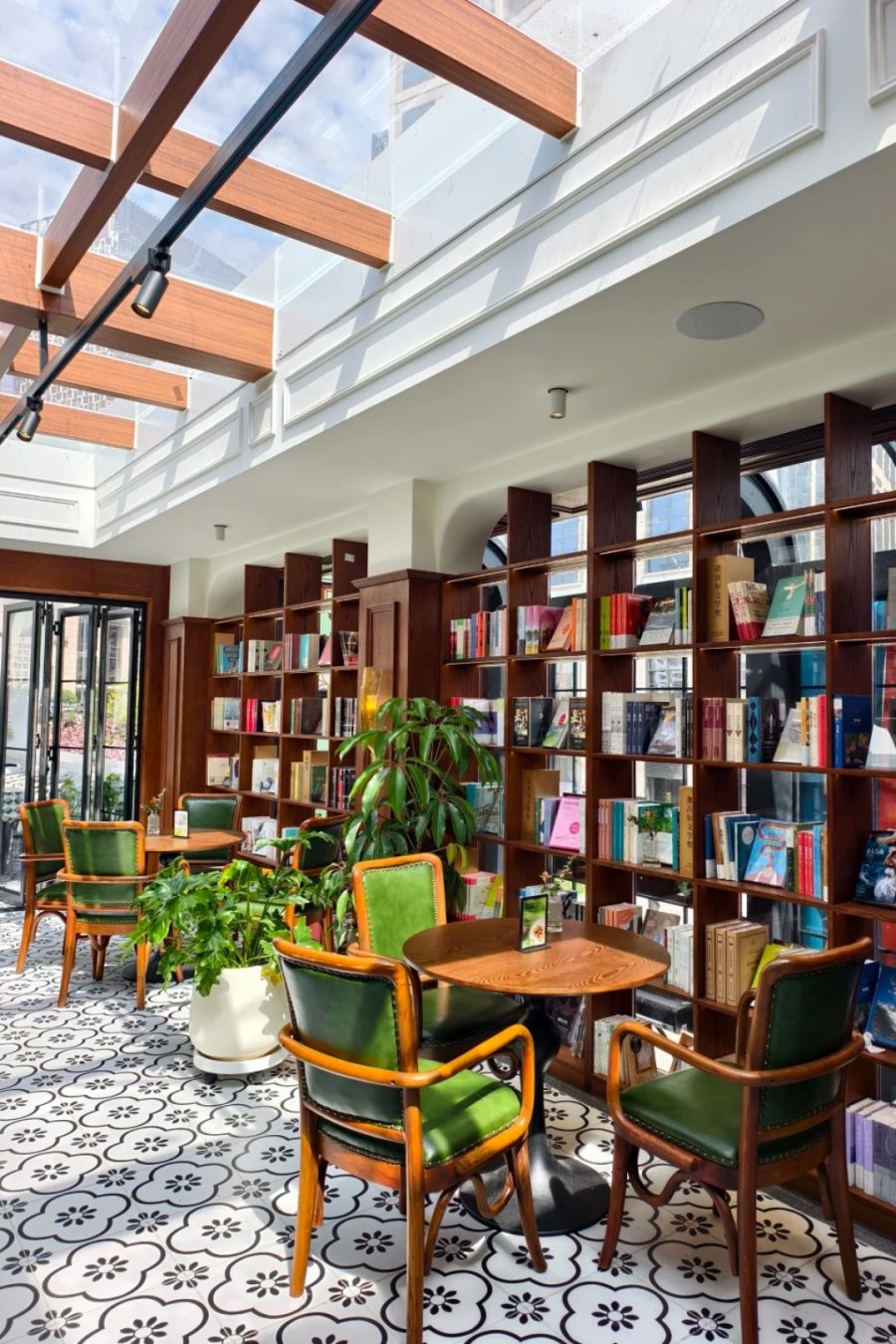 A Floating Book Haven on Suzhou Creek