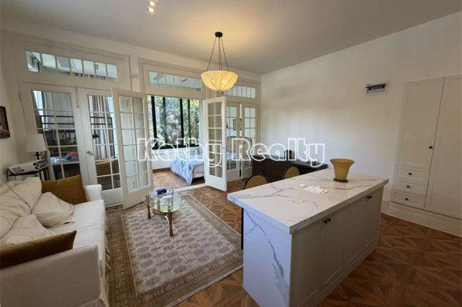 Beautiful 1BR green view Fuxing Rd 10.5k