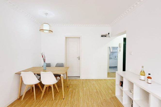 caoyang rd elevator 2BR/big living room@L3/4/11/14