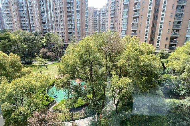 modern 2brs floor heating modern furniture open balcony in Gubei Phase II 