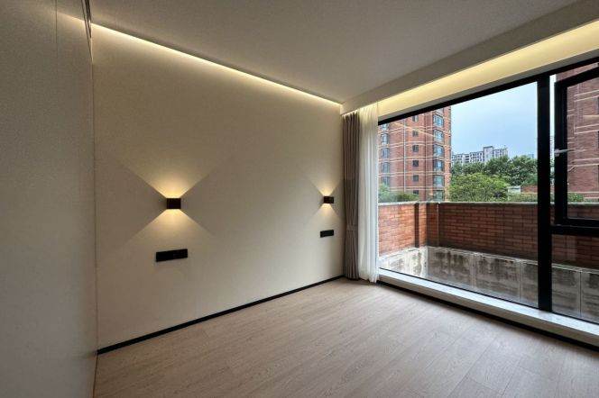 Gubei, 1Terrace, 2Br 2Ba 120Sqm, Songyuan rd./Yili rd., L10
