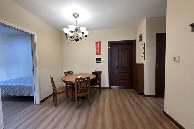 Morden&Bright 2Bdrs @Weining Rd &Line 2