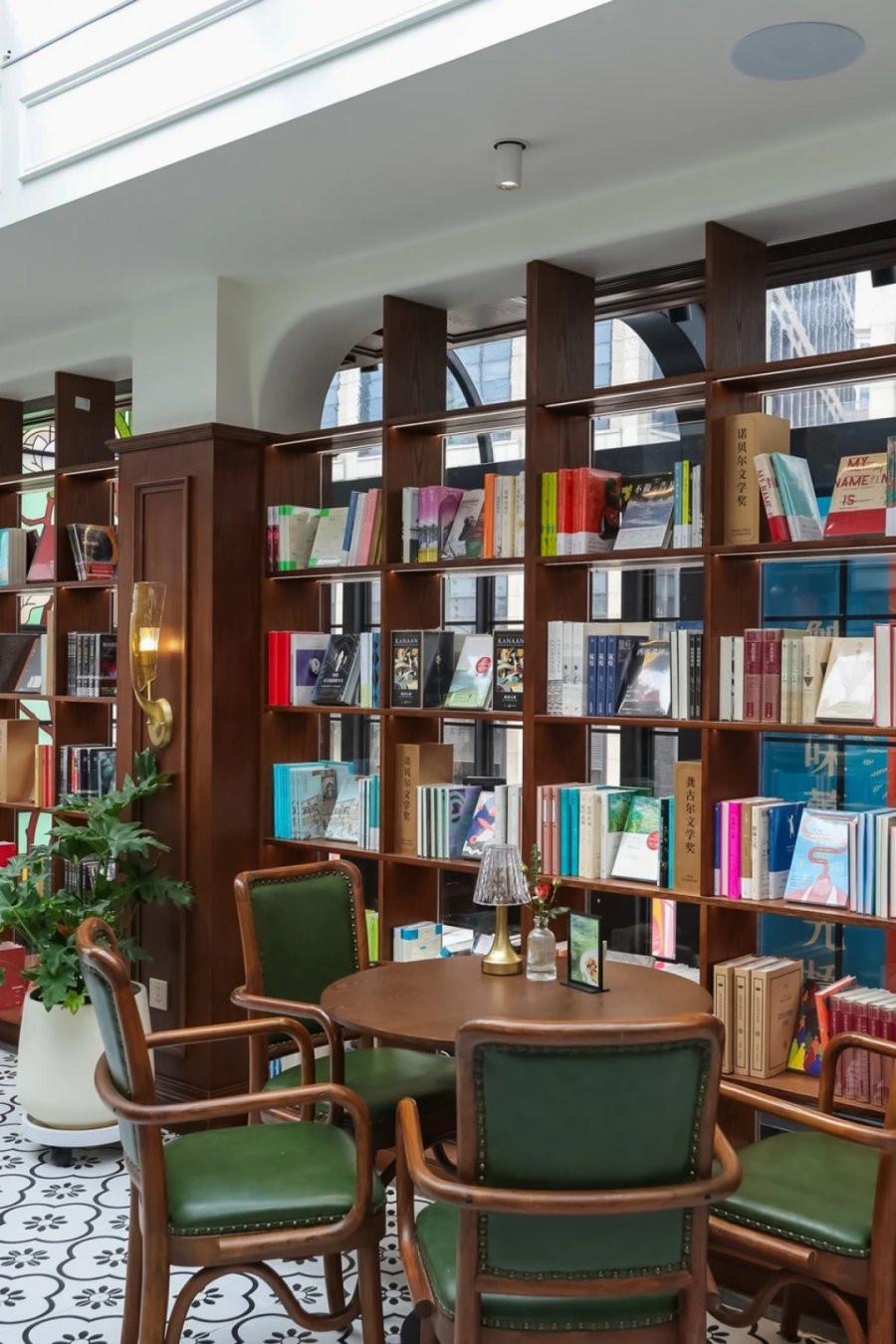 A Floating Book Haven on Suzhou Creek