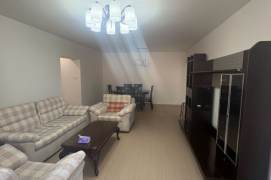 jiangsu rd elevator 2BR/big living roomo@L2/11