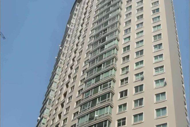 Renovated 3BR 2BA High-Floor w/Heating on Zhenning Rd