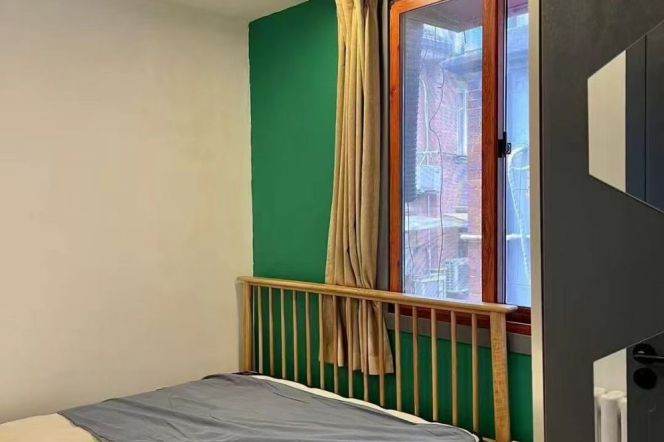 Cute 2Brm With A Terrace Near Line 1/10/12 Iapm