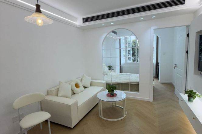 jiangsu rd 1BR/living room@L2/11