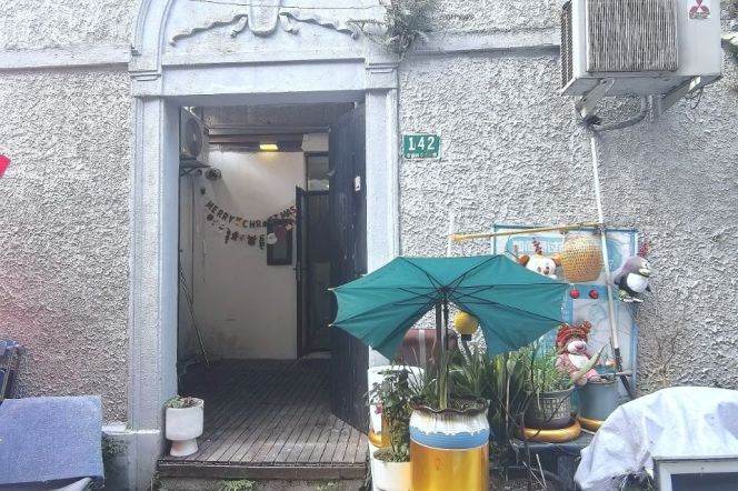 Hengde Li — Renovated 1BR with South-Facing Garden — 5,800 RMB