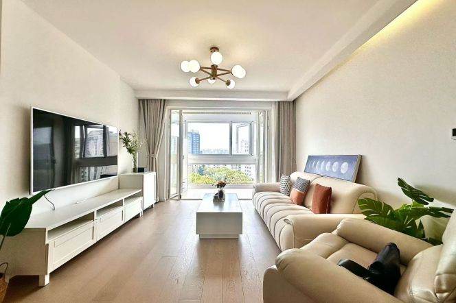 3 Brs, 2 Baths, Floor heating/Central ac/Oven, 140 sqm @ Shuicheng metro L10