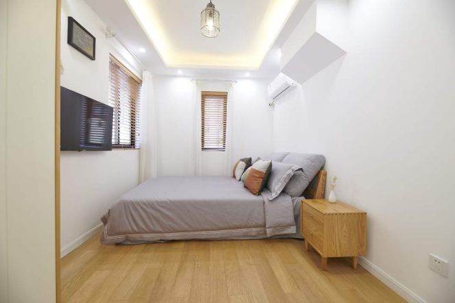 jiashan rd 1BR/big terrace@L9/12