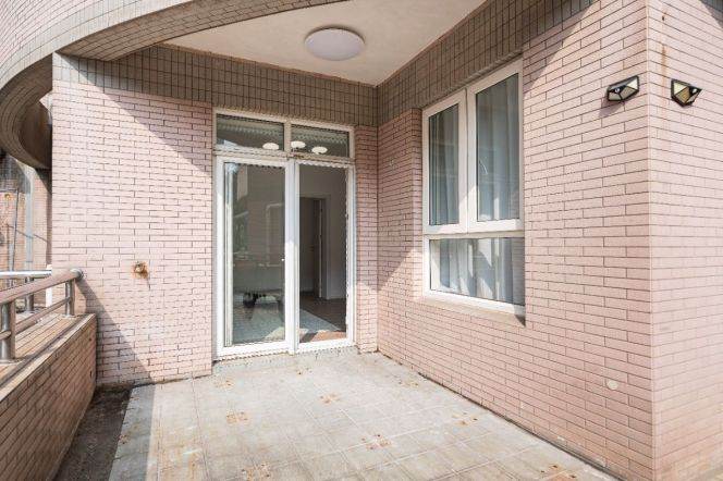 1BR-Yard - 6 minutes to Line 1/2/8 - People's Square