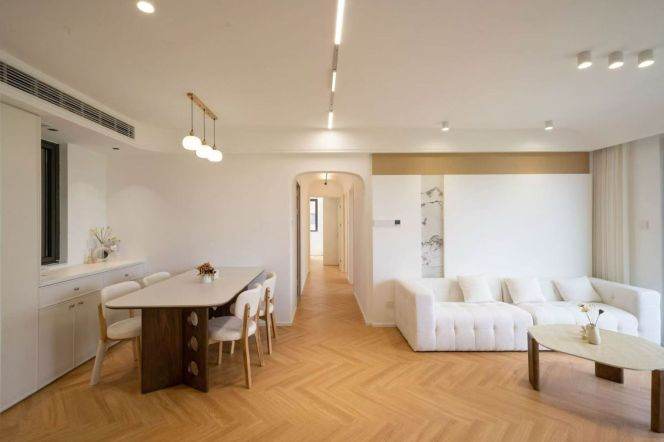 Huaihai rd 4br2bath140sqm