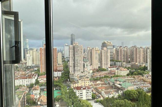 Great view, Changping rd., 2Br 2Ba 120Sqm, L7