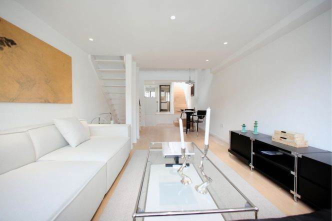 Iapm, South shaanxi rd., 1Br 1Terrace, L1/10/12