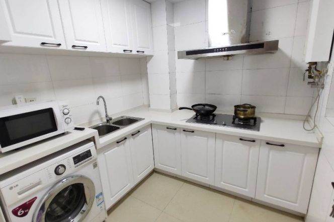 Jinfeng Mansion — Unique 4BR with 4 Private Bathrooms — 15,800 RMB