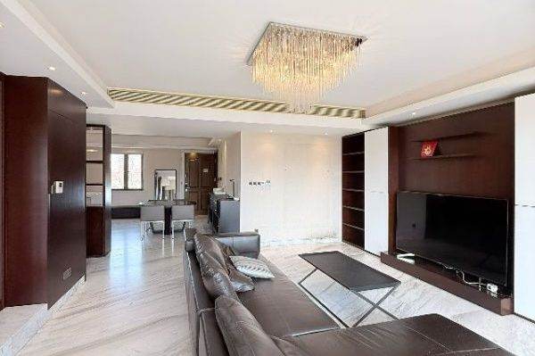 Luxurious villa@3brs&3baths with huge terrace near IAPM