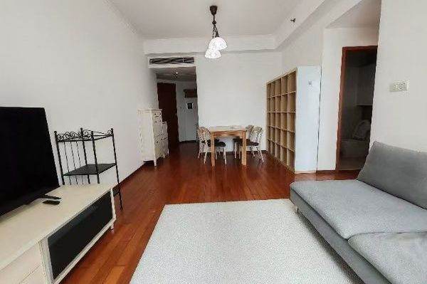 Decent 2br/2bt Flat in Wellington Garden