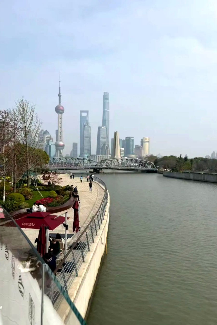 A Floating Book Haven on Suzhou Creek