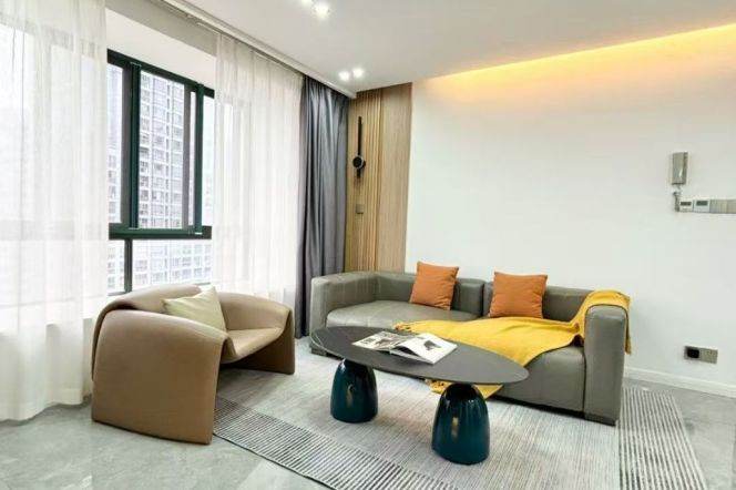 Lovely high rise 2BR  w fantastic view near Changping rd station 