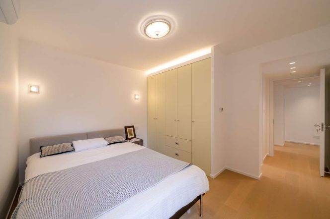 Brand New 110 sqm 2Beds@Dapuqiao/Line9