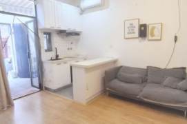 Hengde Li — Renovated 1BR with South-Facing Garden — 5,800 RMB