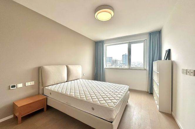 3 Brs, 2 Baths, Floor heating/Central ac/Oven, 140 sqm @ Shuicheng metro L10