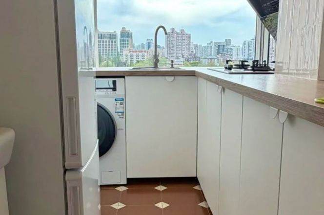 zhaojiabang rd station one bedroom