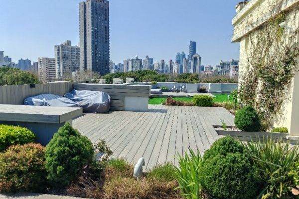 Luxurious villa@3brs&3baths with huge terrace near IAPM