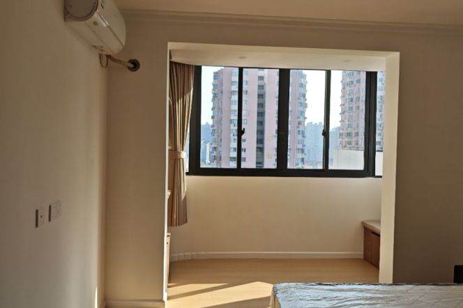 Elevator Apt in Hengshan Road