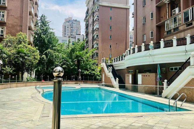 modern 2brs floor heating nice furniture nice open kitchen 19.7K