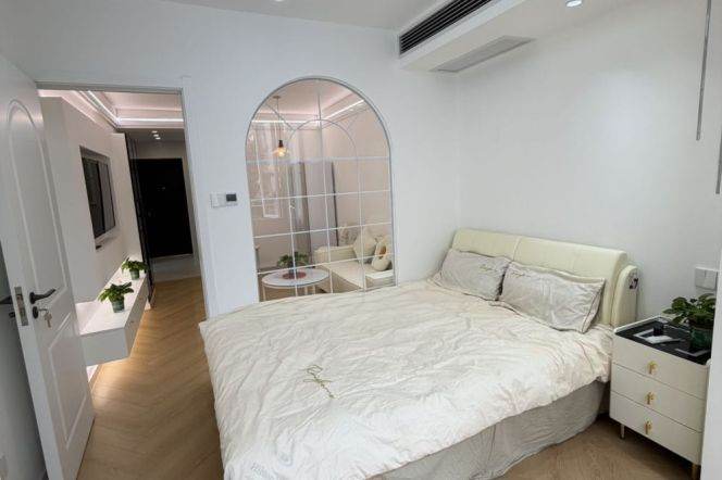 Jiangsu rd/modern 1br 1lr/brand new/cozy&quiet/bright room@L11/2