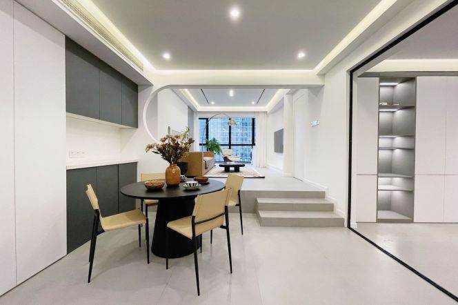 modern 3brs floor heating modern furniture open kitchen in Xintiandi only 22.5K