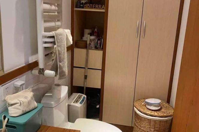 2 brs near L1/L10/L12 south shaanxi rd station