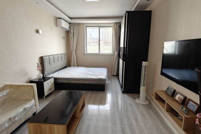 Xietu Road - Modern 1R Studio - Prime Xuhui Location