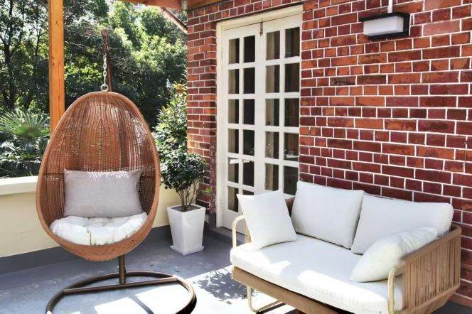 Well decorated 1Br  w. Terrace Oven